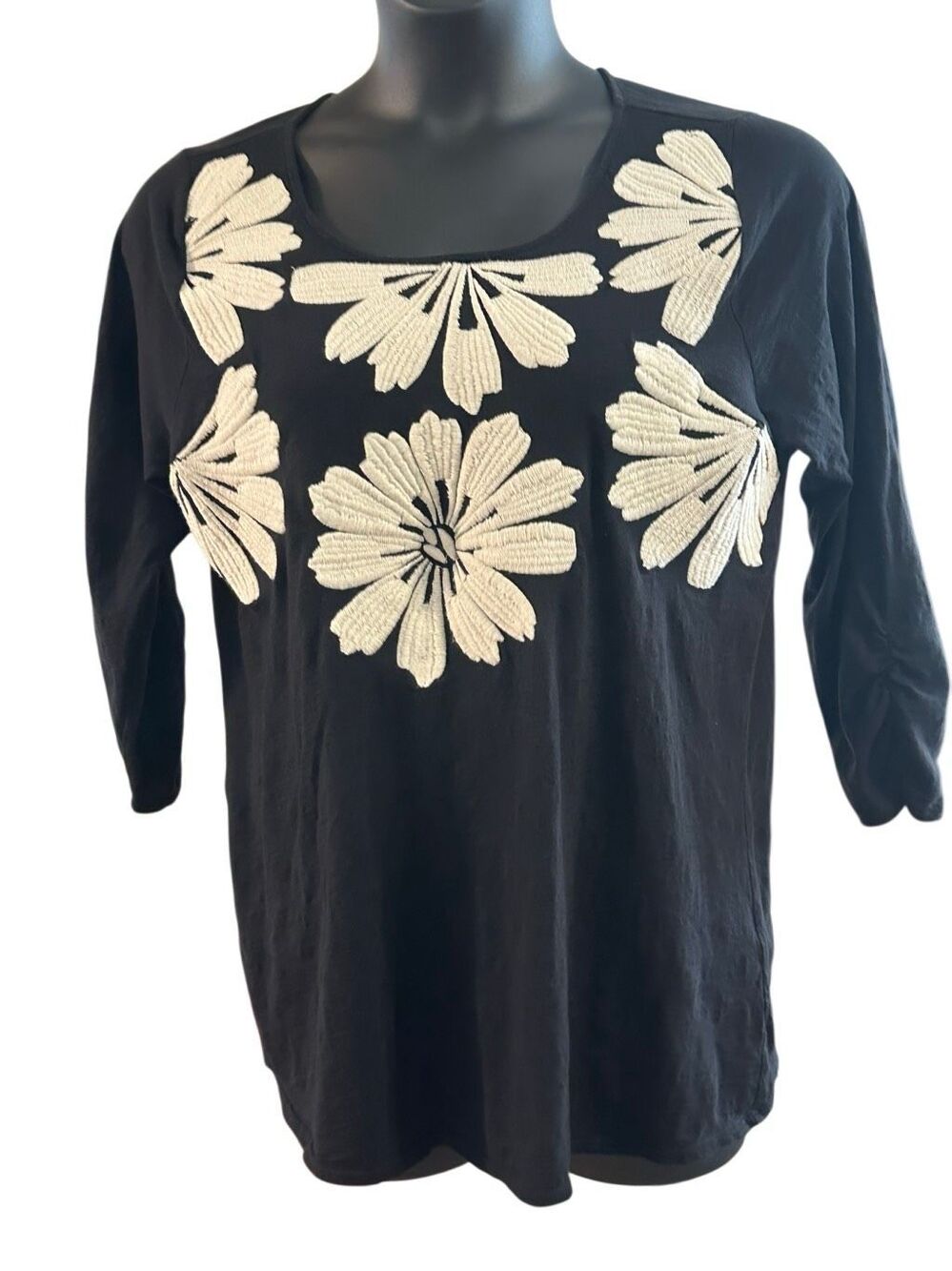 Lucky Brand Women's Size 1X Plus Black White Floral Embroidered Top Shirt Blouse